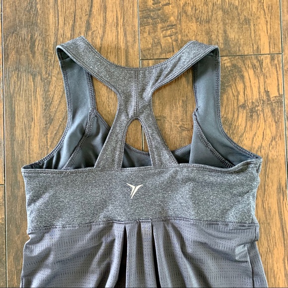 Old Navy Gray Waist Tie Active Tank Top - Picture 13 of 13
